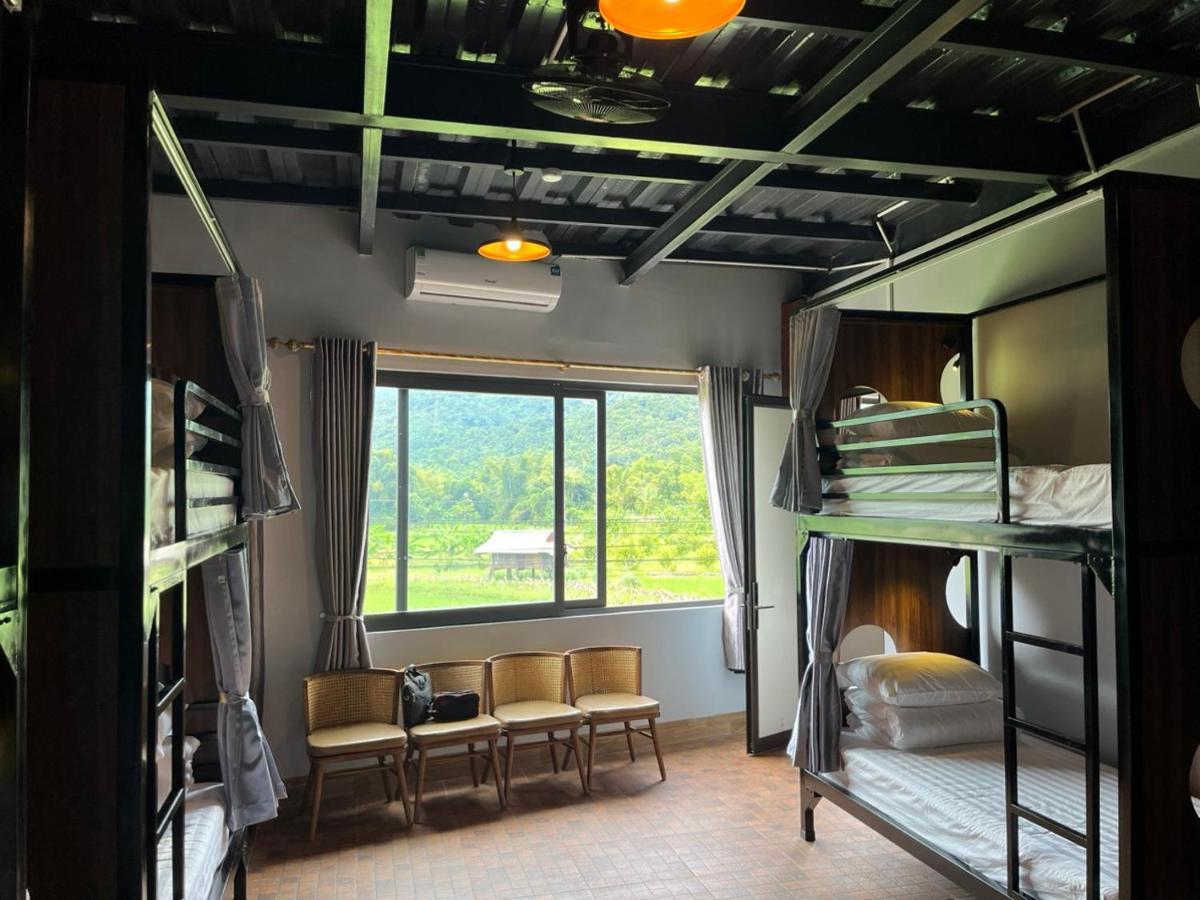 Rocks Ha Giang Hostel & Tour Eksteriør billede